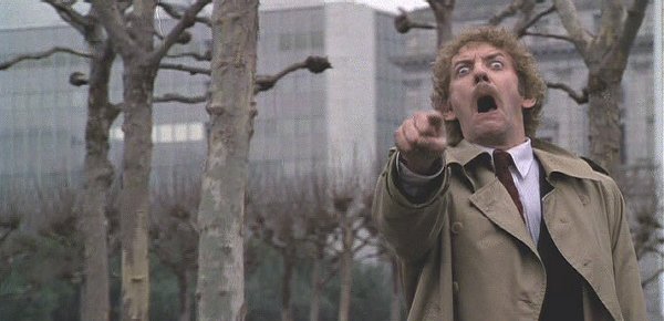 invasion_of_the_body_snatchers_1978_movie_image_donald_sutherland_01